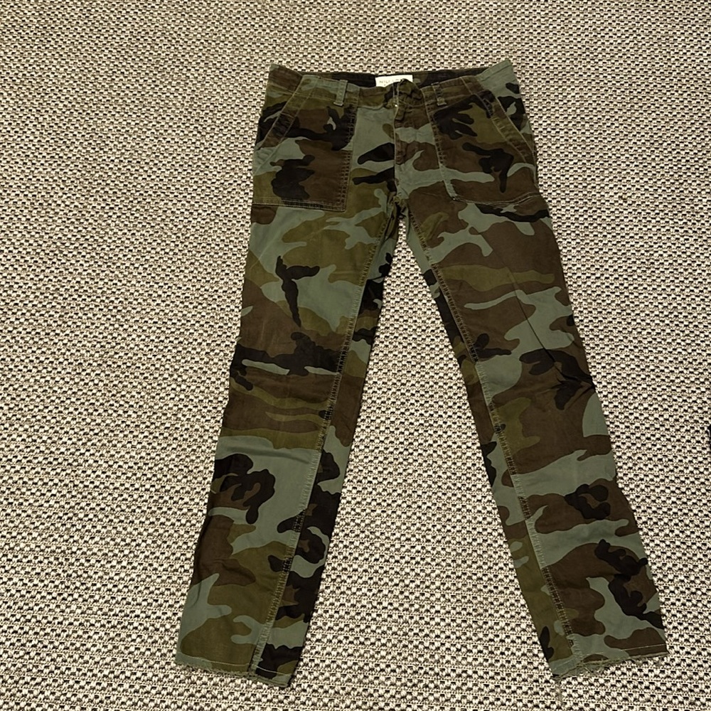 NILI LOTAN  Straight Leg Pants